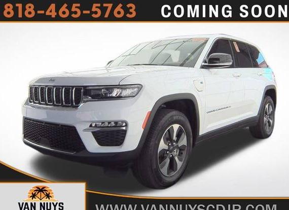 JEEP GRAND CHEROKEE 2023 1C4RJYB62P8786478 image